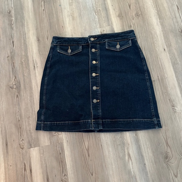 Denim Skirt Size 8 - Picture 1 of 3